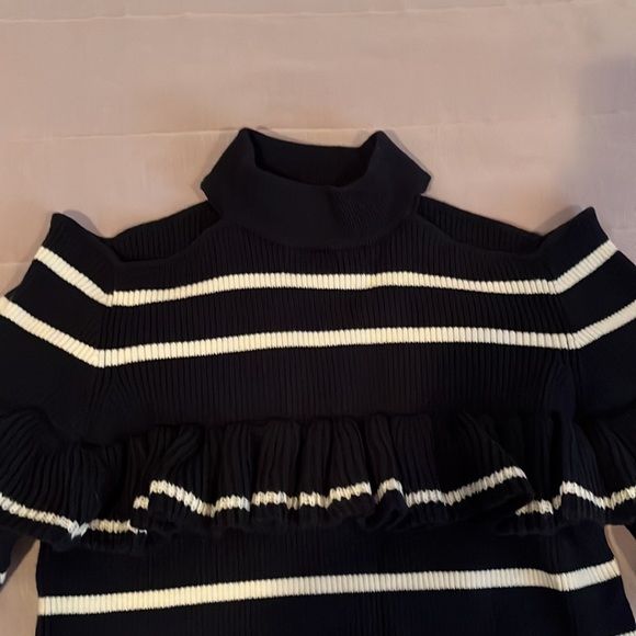 Self portrait cold shoulder sweater with ruffles size L - Picture 5 of 8